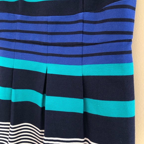 Loft Striped sleeveless dress - Picture 3 of 5